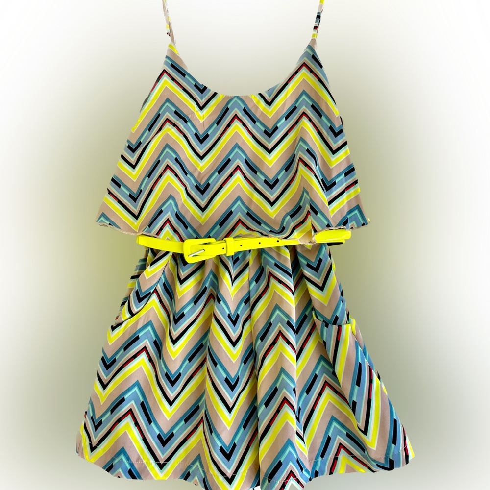 Strapless romper, vibrant colors. Size: small